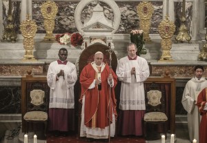 Pontífice celebrou a missa no catedral de Espirito Santo